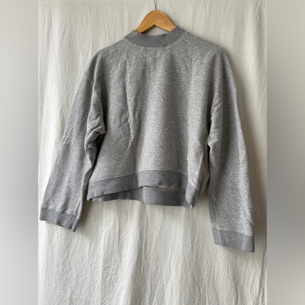 CREATURES OF COMFORT Cropped Jersey Mock Neck Sweater